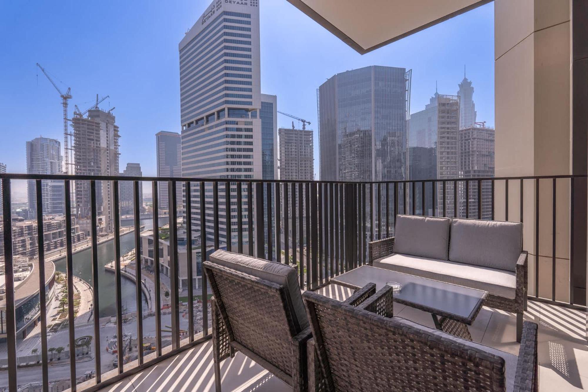 Elegant 1-bedroom Apartment, Near To Burj Khalifa *