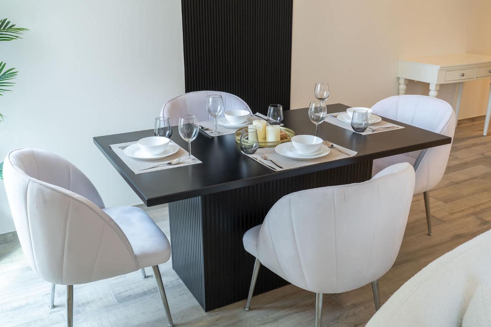 Elegant 1-bedroom Apartment, Near To Burj Khalifa Dubai
