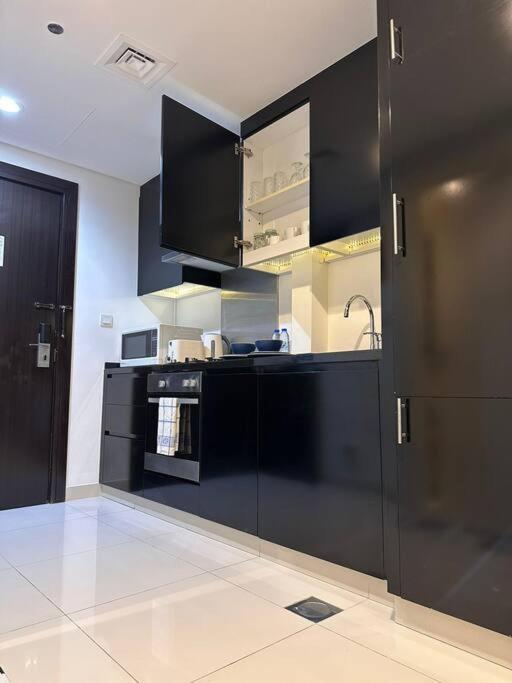 With Terrace Damac Maison Cour Jardin Business Bay *