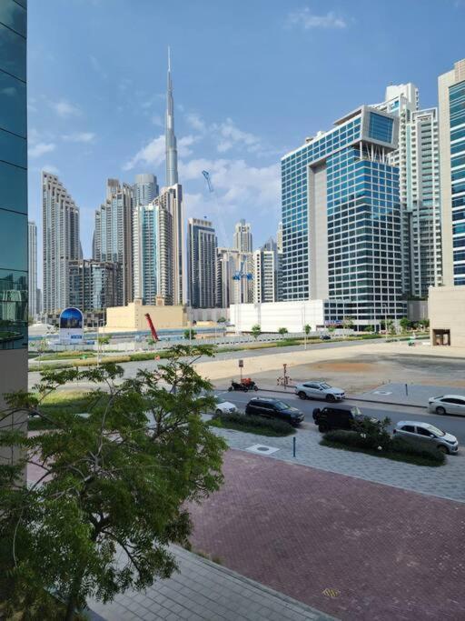 With Terrace Damac Maison Cour Jardin Business Bay * Dubai