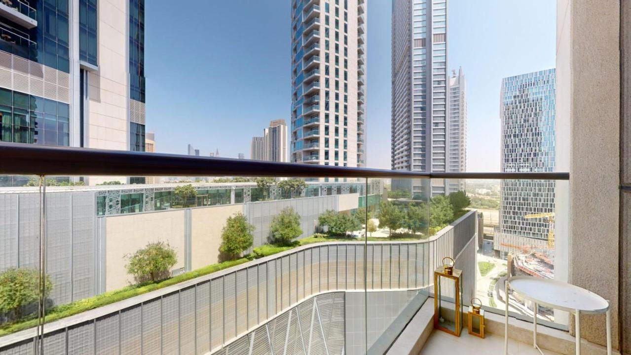 Apartment Dunya Tower - Chic One Bedroom In Downtown Dubai