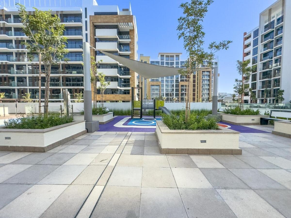 Inviting Studio Perfect For 3 In Meydan! Apartment Dubai