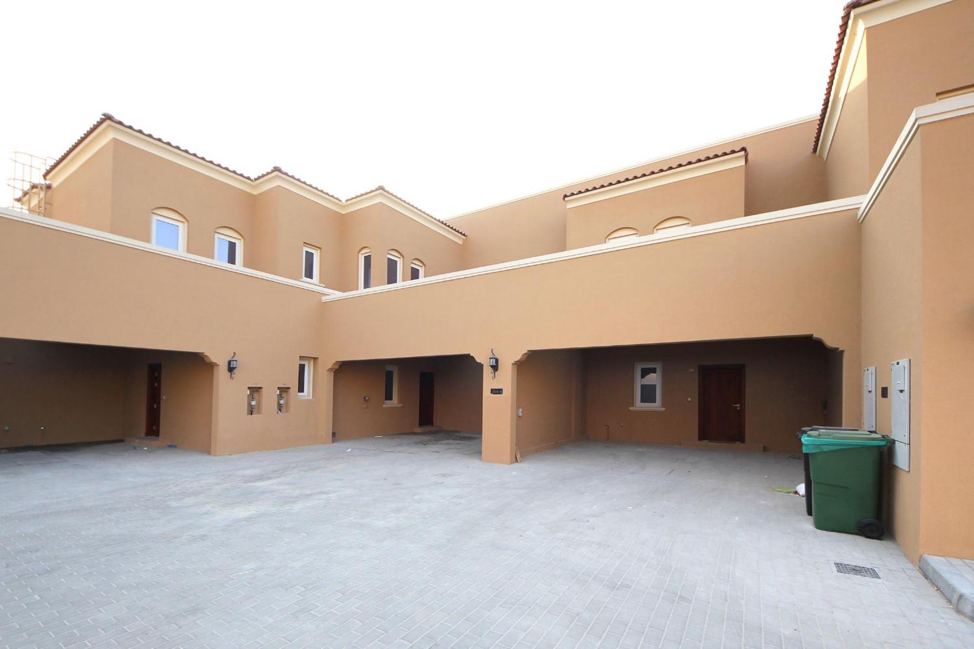 New Arabian Nova 4 Bedroom & Maid Land Villa *