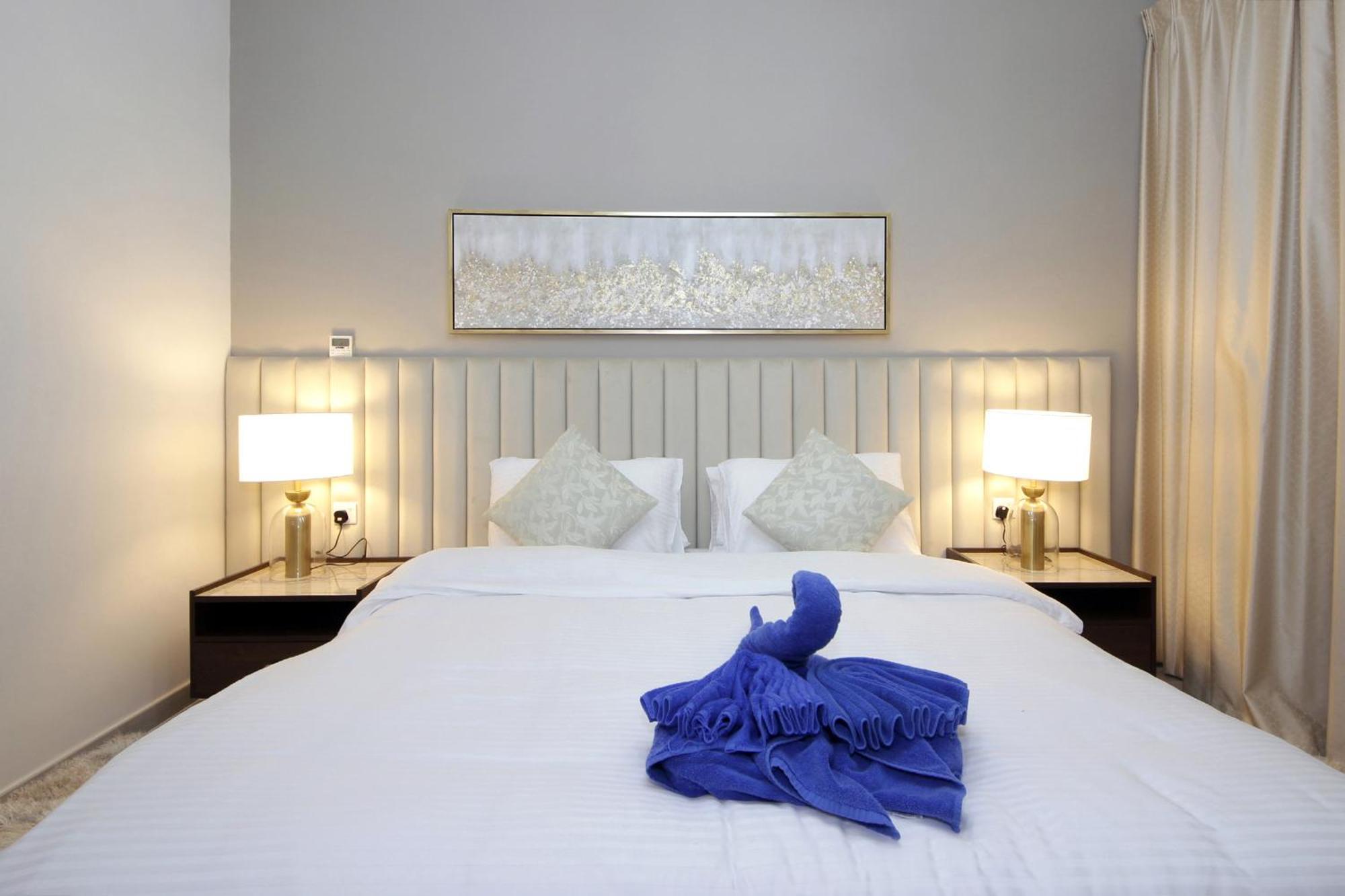 Villa New Arabian Nova 4 Bedroom & Maid Land *