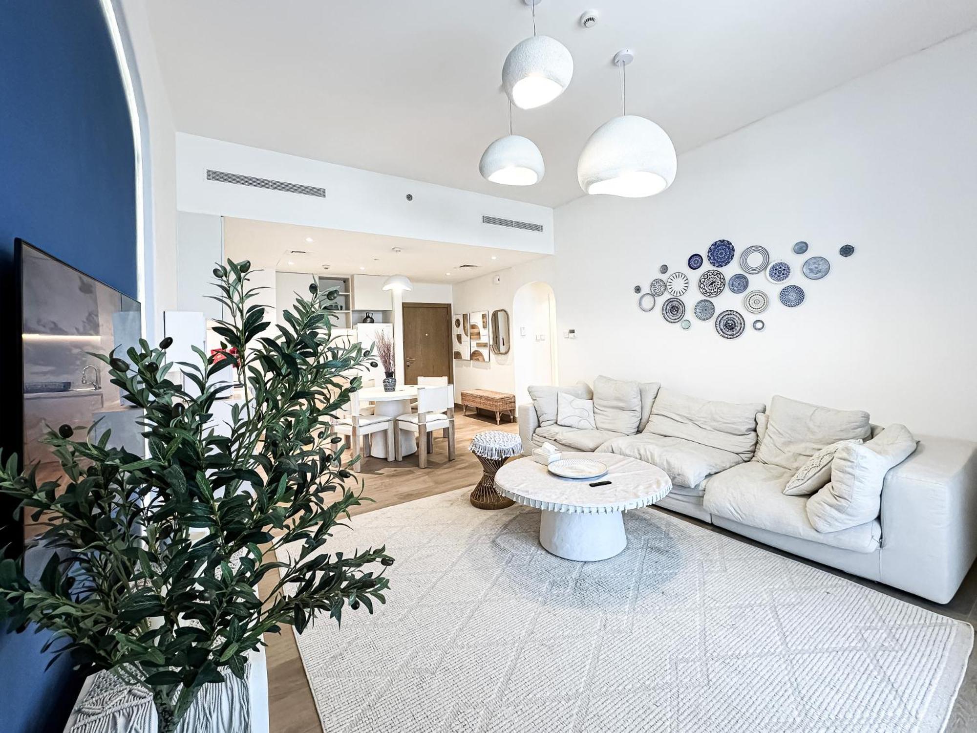 Apartment Trophy - Mykonos-inspired La Mer Dubai