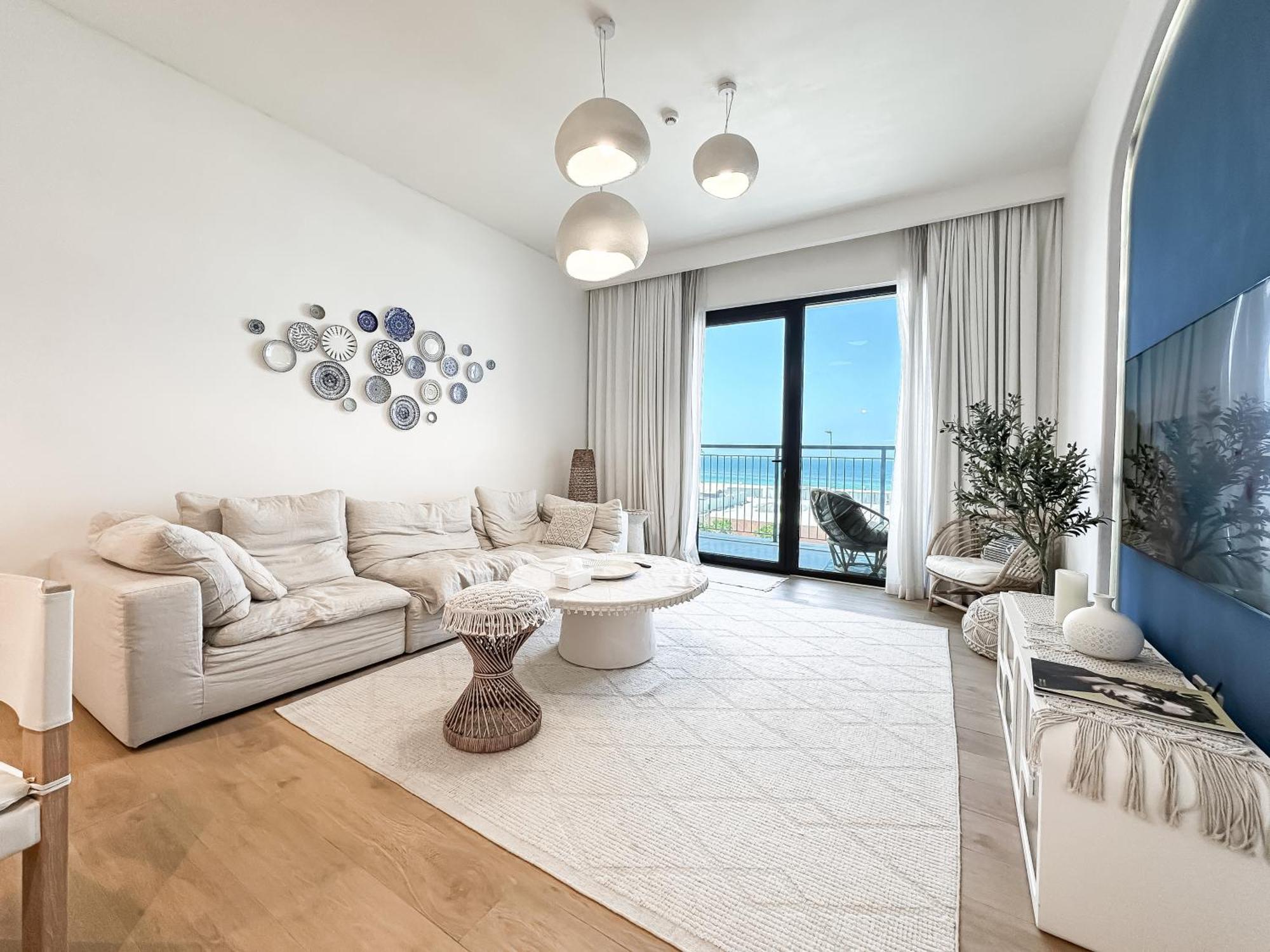 Apartment Trophy - Mykonos-inspired La Mer