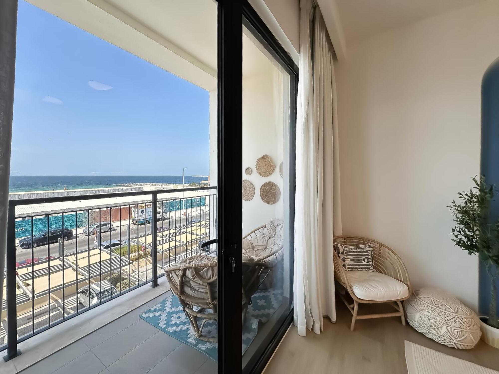 Apartment Trophy - Mykonos-inspired La Mer *