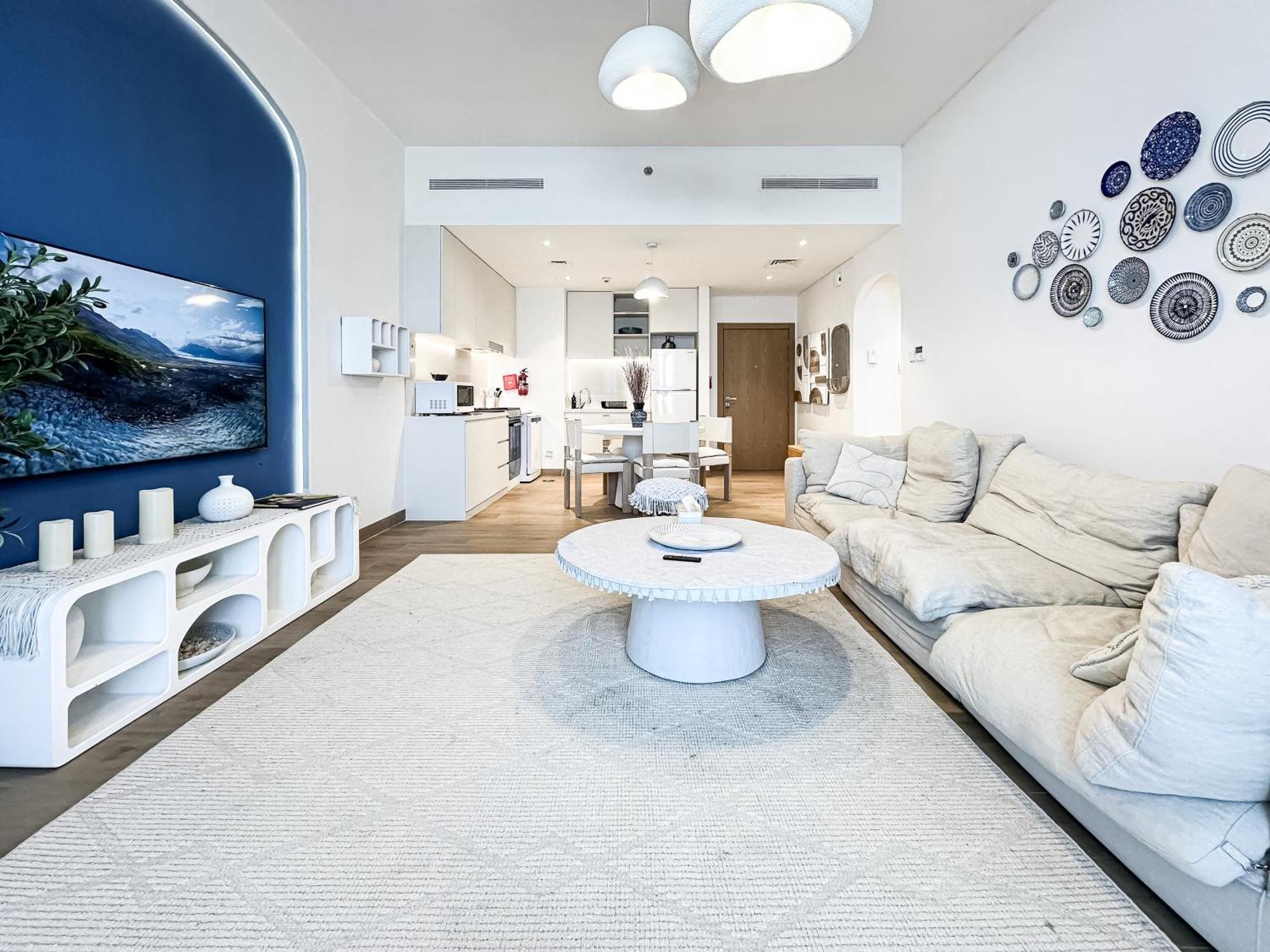 Apartment Trophy - Mykonos-inspired La Mer Dubai