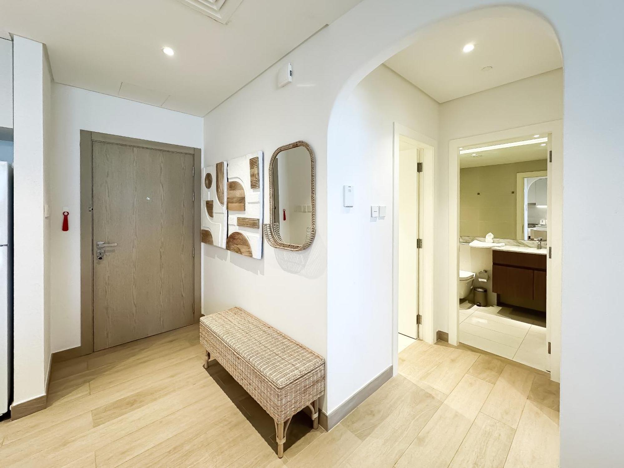 Trophy - Mykonos-inspired La Mer Dubai