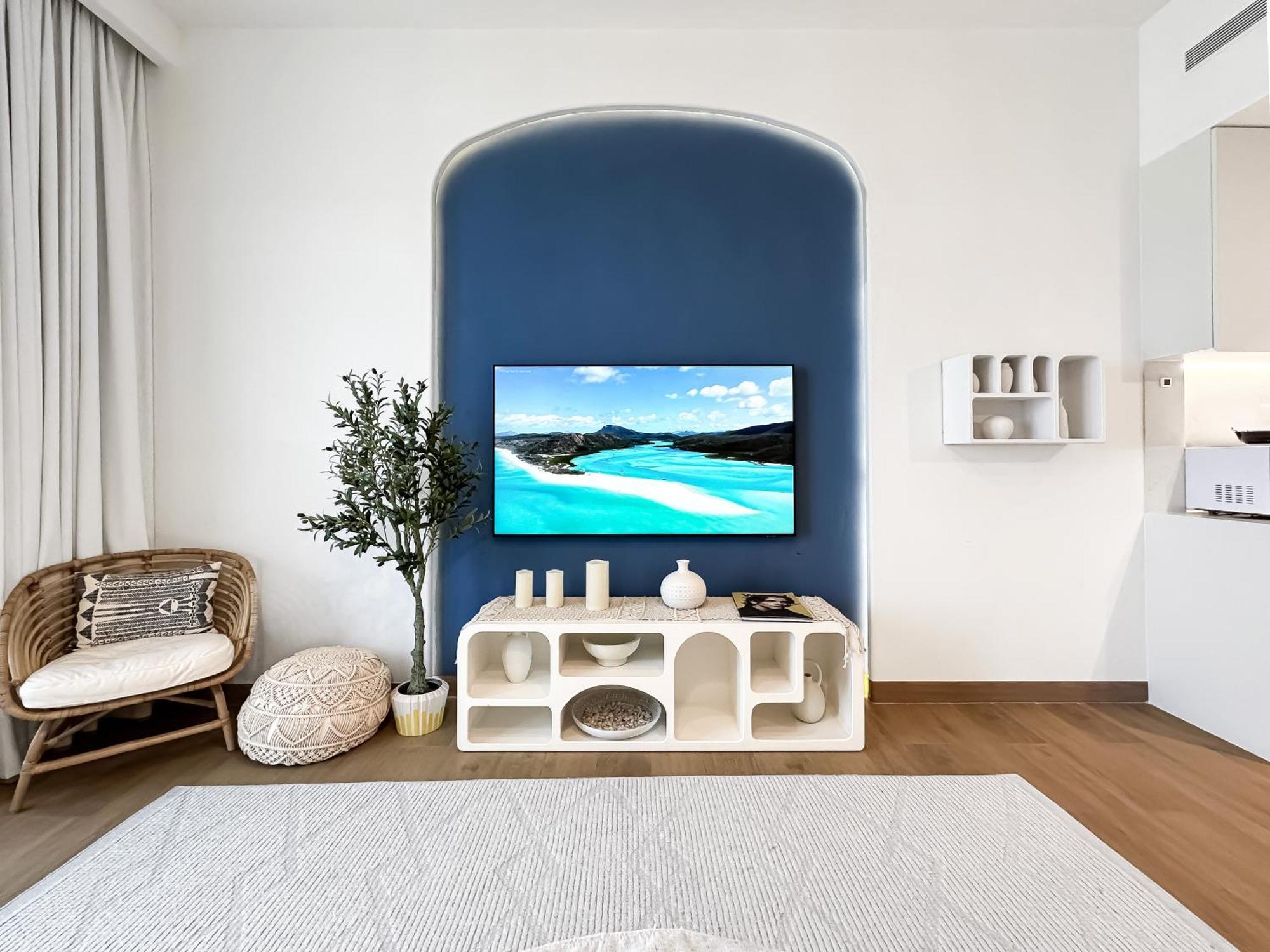 Apartment Trophy - Mykonos-inspired La Mer