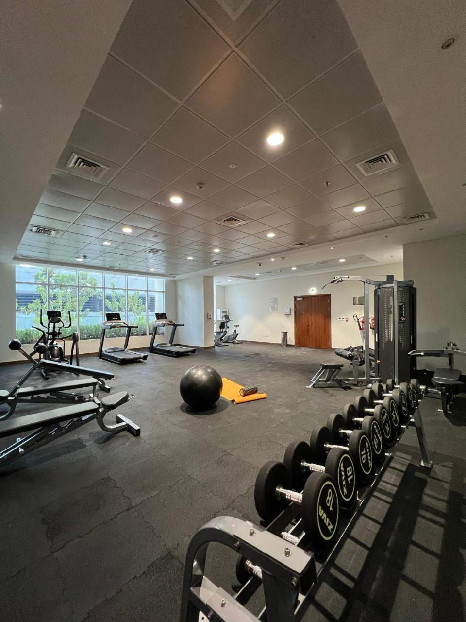 Downtown Holiday's - 1 Min To Mall & Burj Khalifa Hostel