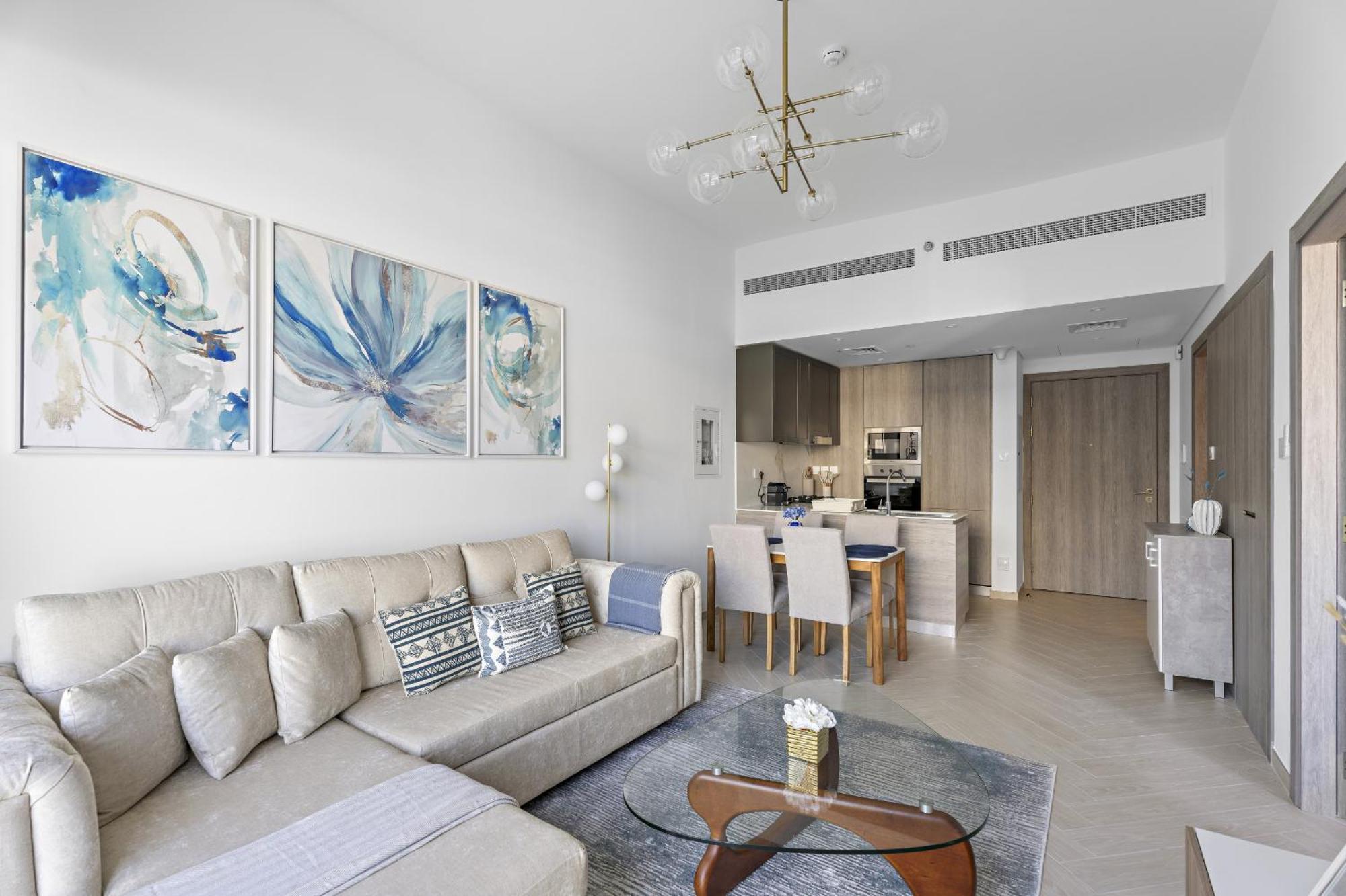 Vayk - Modern 1 Bd In A New Community Dubai