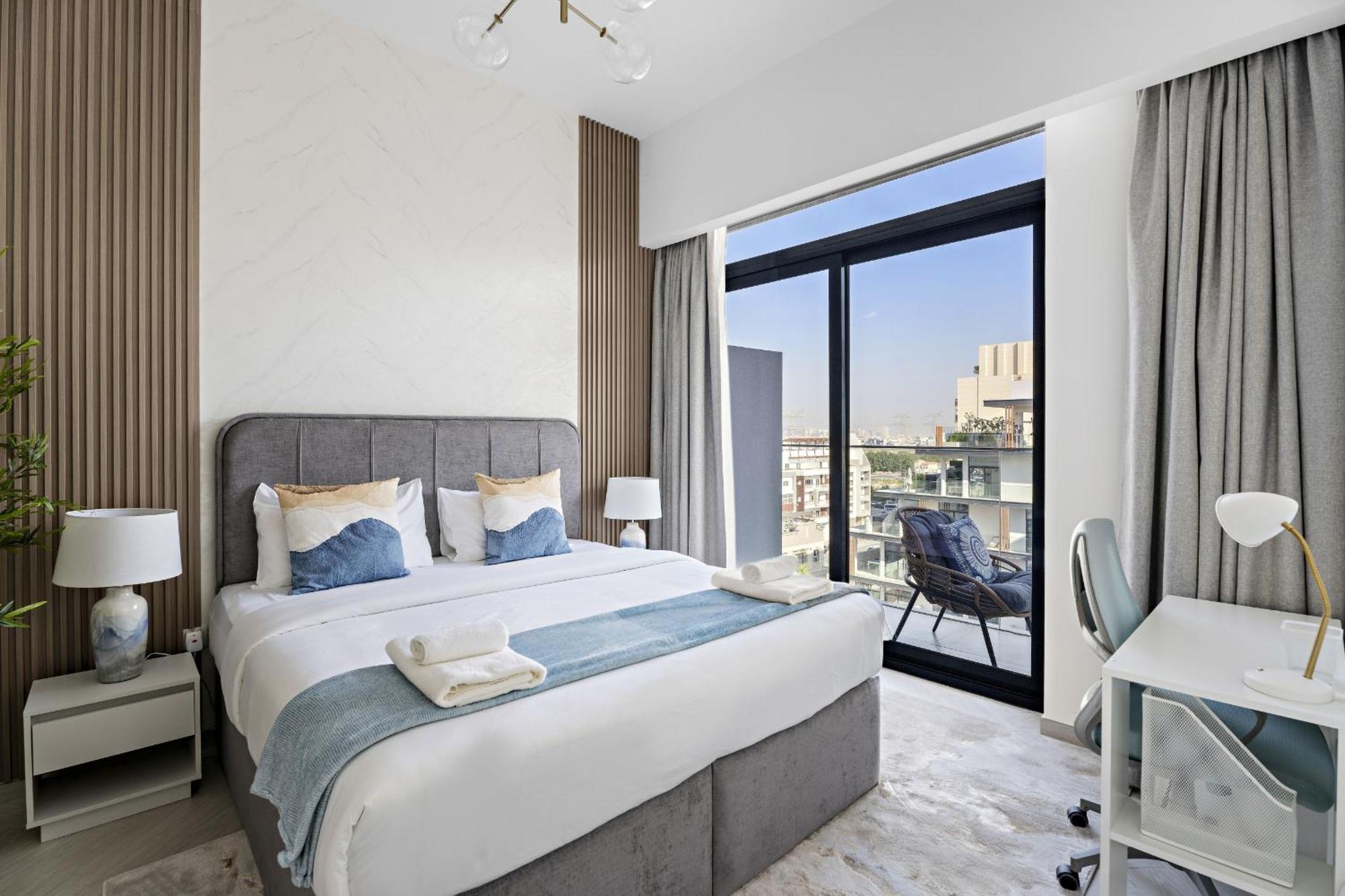 Vayk - Modern 1 Bd In A New Community Apartment