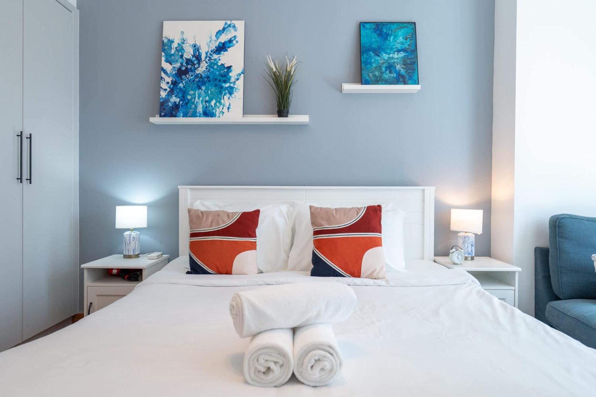 Apartment Minimalist Airy 3-bedroom With Cityscape View In Marina