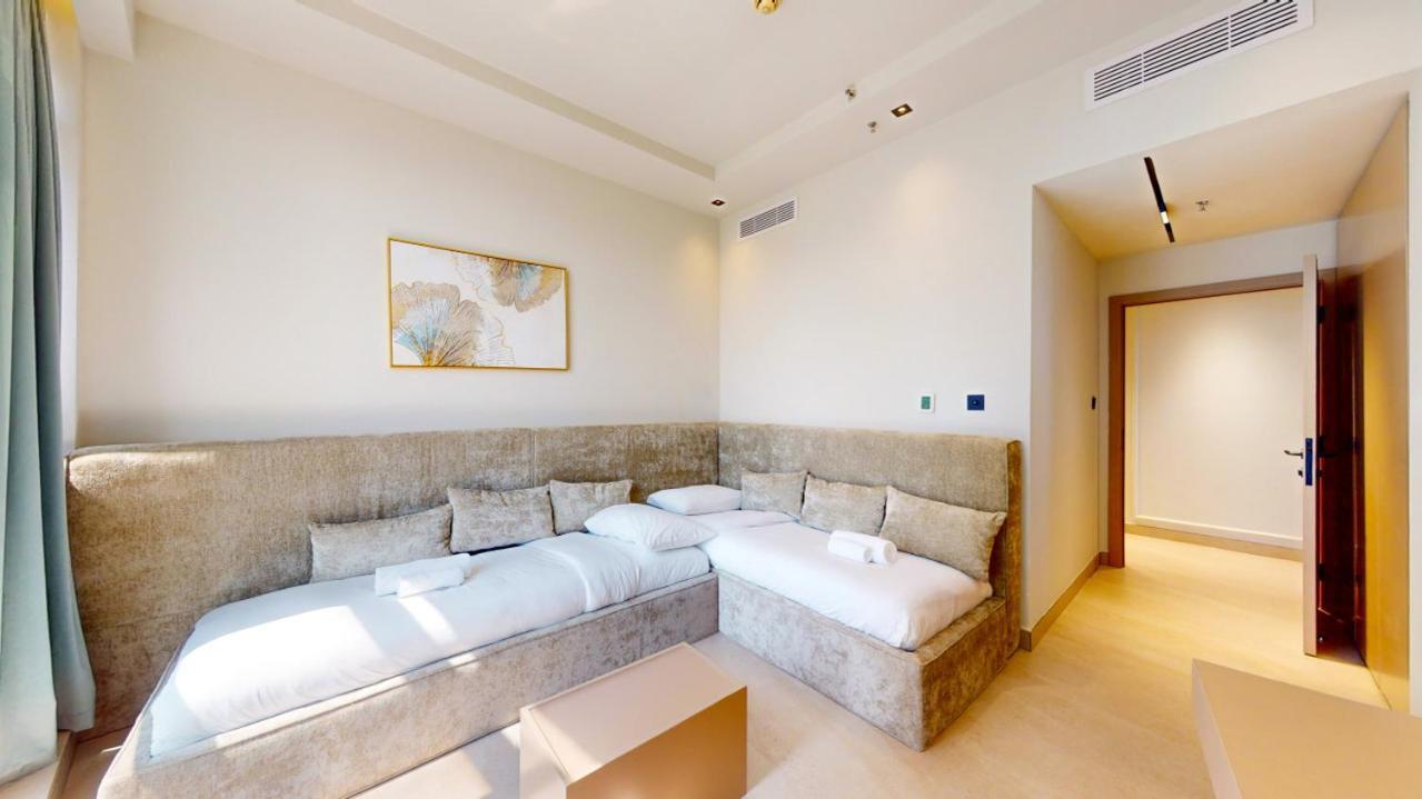 Sky View Tower - Two Bed Kids Apartment *