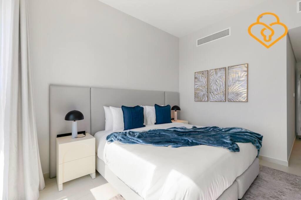 Downtown Views 3 Bedroom W Nanny Full Burj Khalifa View Connected To Mall *