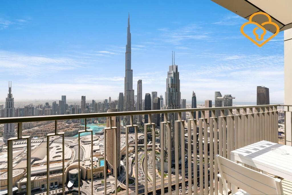 Apartment Downtown Views 3 Bedroom W Nanny Full Burj Khalifa View Connected To Mall Dubai