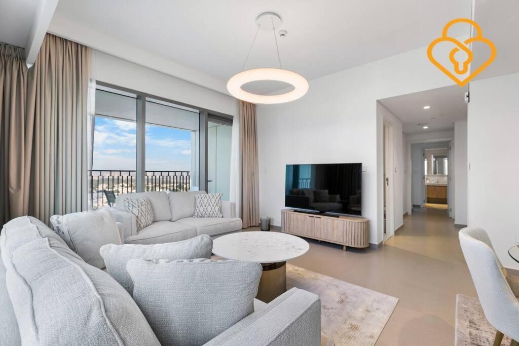 Keysplease 2 Bedroom Downtown Views Ii Steps To Mall