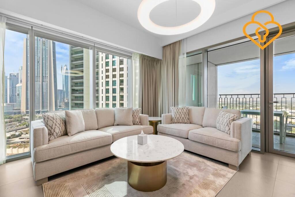 Keysplease 2 Bedroom Downtown Views Ii Steps To Mall