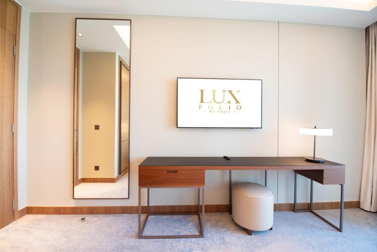 Gorgeous High Floor 3-bed With Full Burj View * Dubai