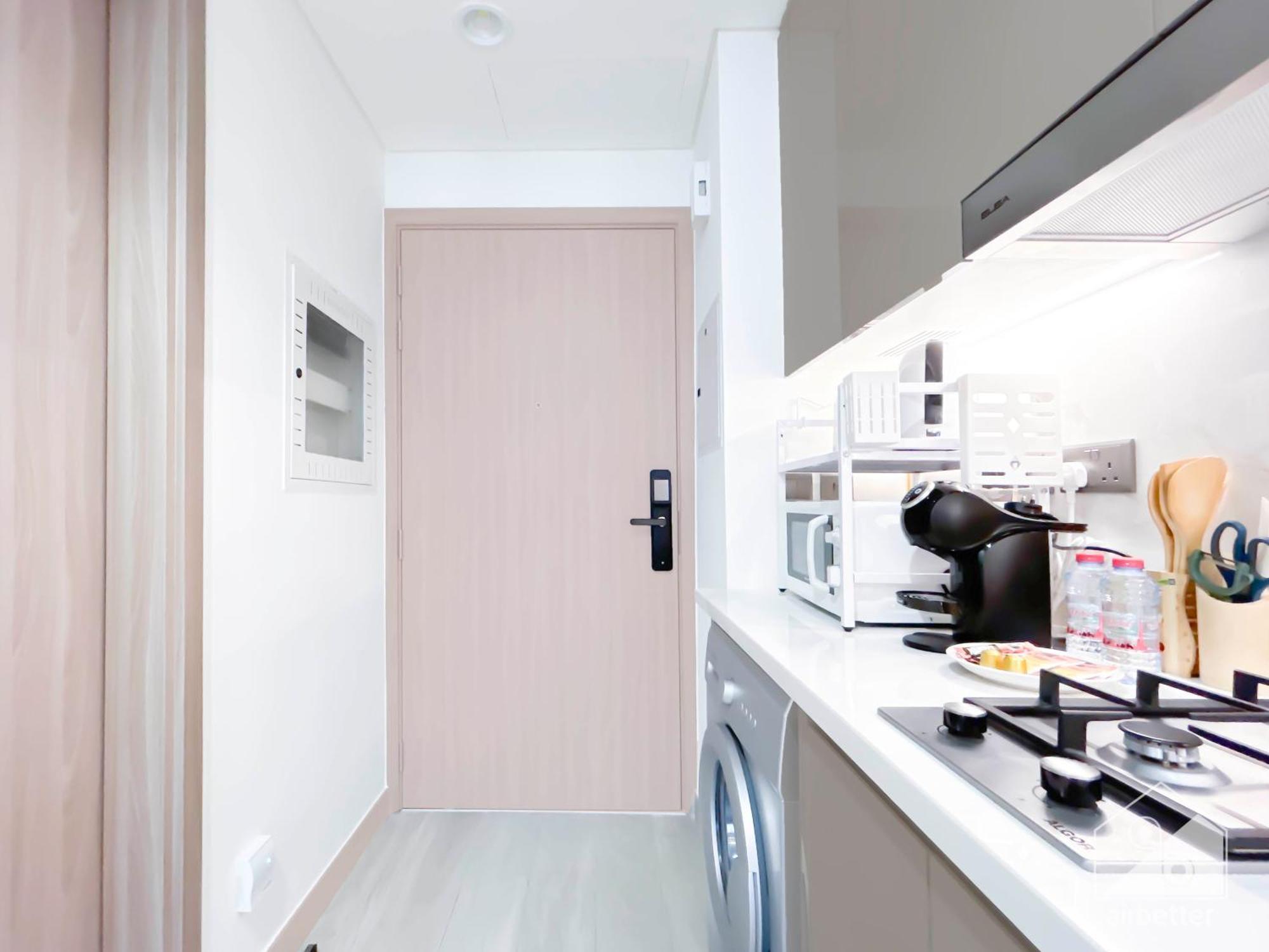 Opulent With Balcony At Aziz Riviera *