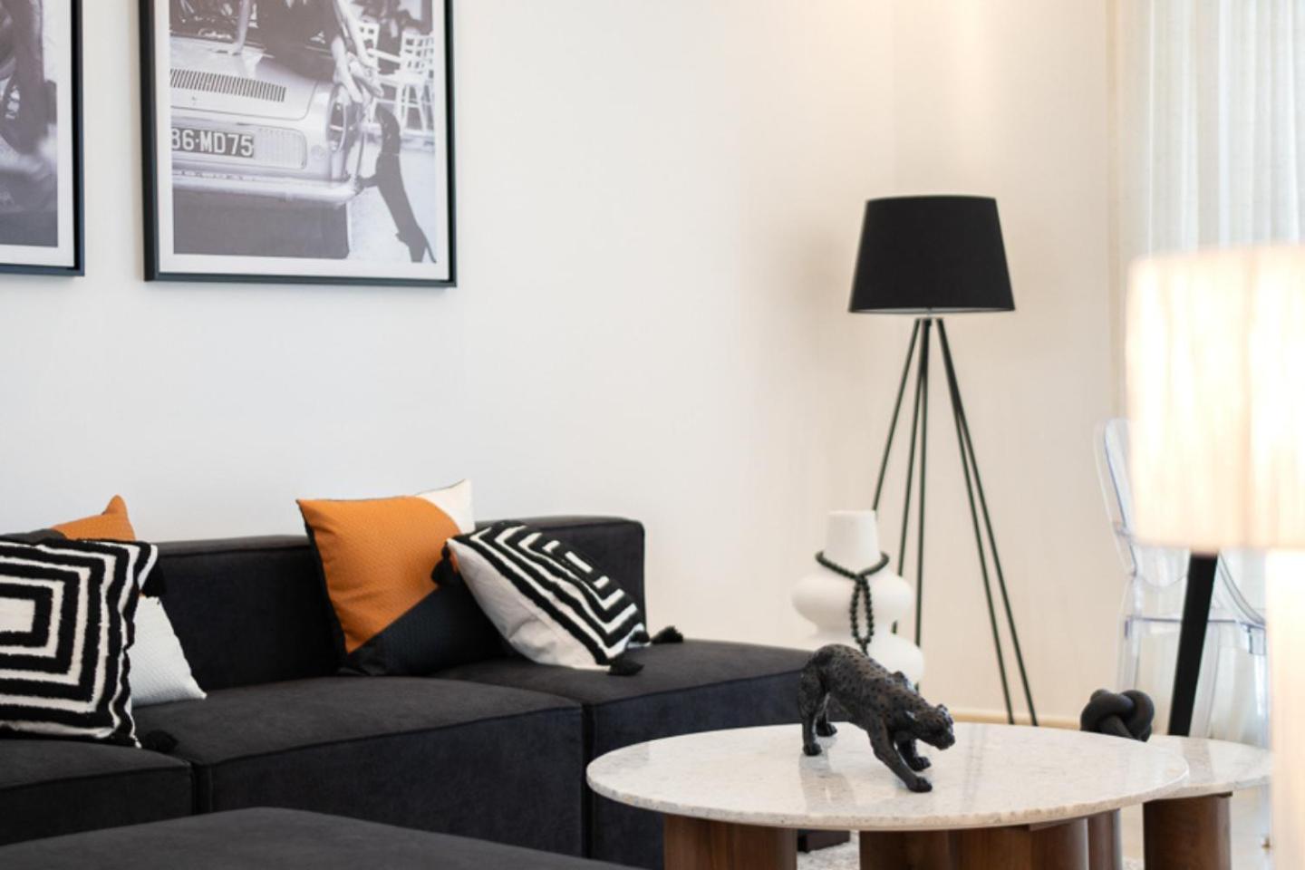 Ultra-chic 1br Near Marina & Walk Apartment