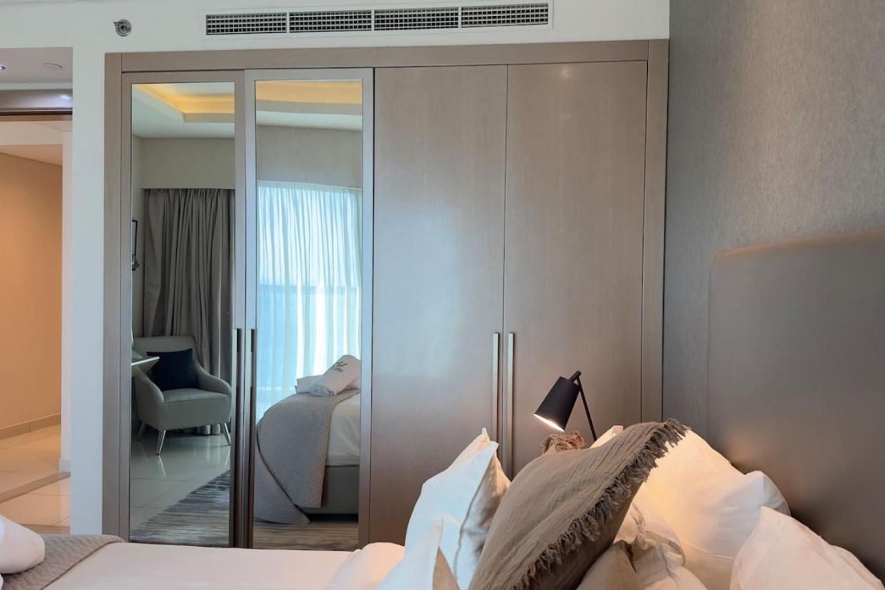 2br High Floor In Paramount Tower A - Business Bay By Vibel