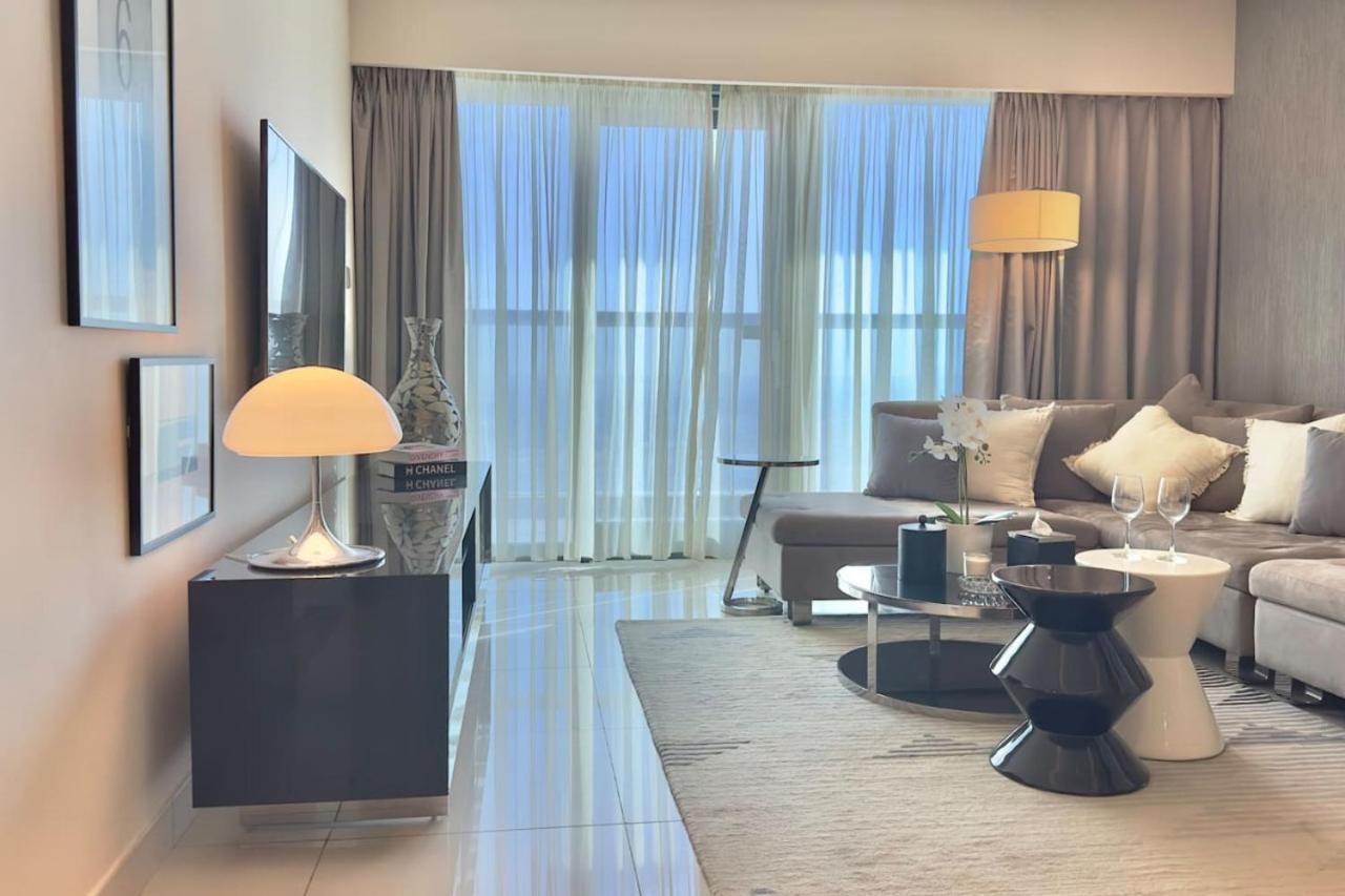 Apartment 2br High Floor In Paramount Tower A - Business Bay By Vibel