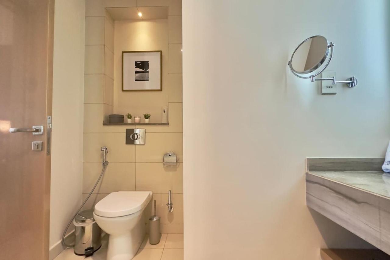 2br High Floor In Paramount Tower A - Business Bay By Vibel * Dubai