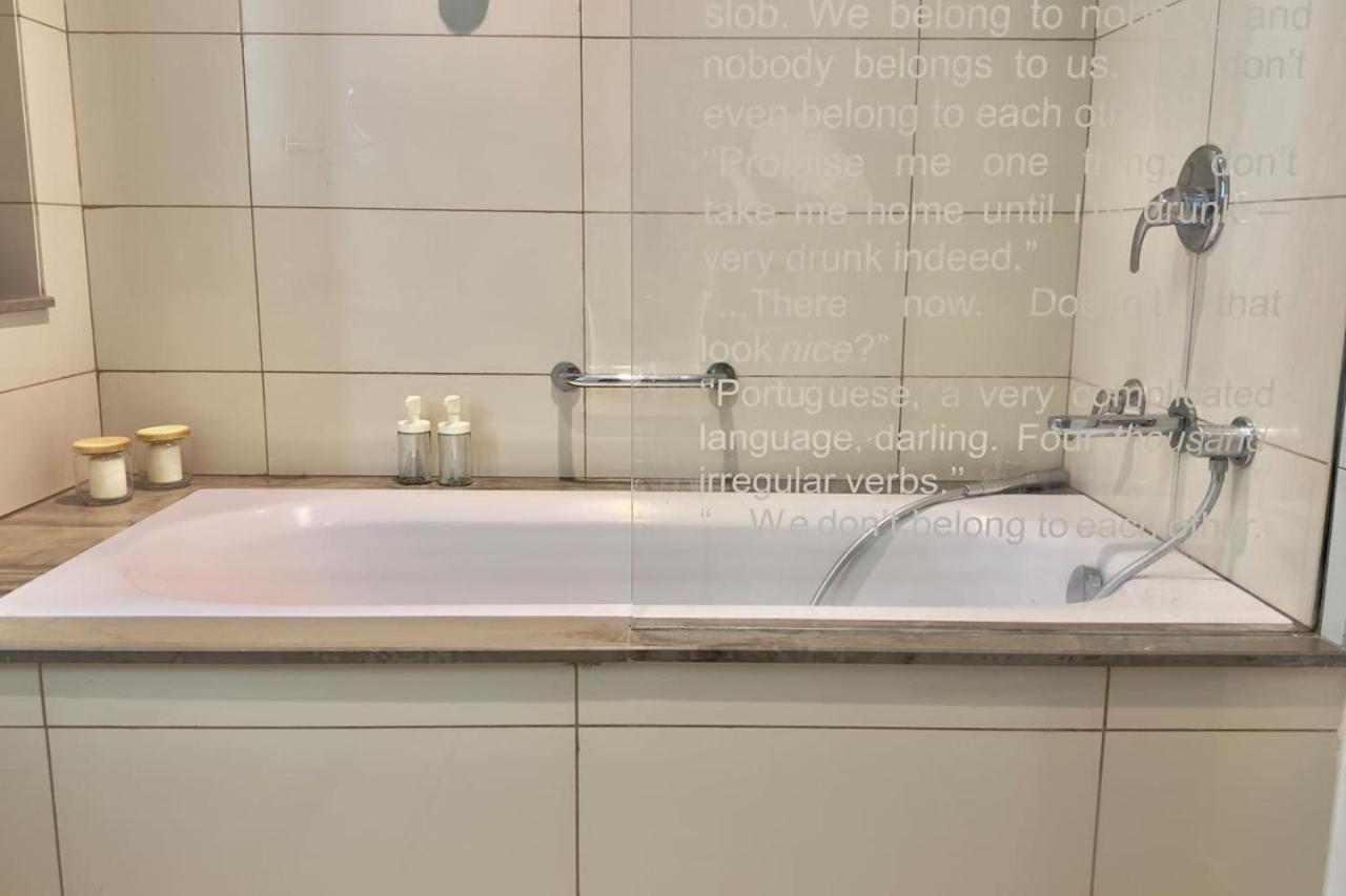 2br High Floor In Paramount Tower A - Business Bay By Vibel Apartment *