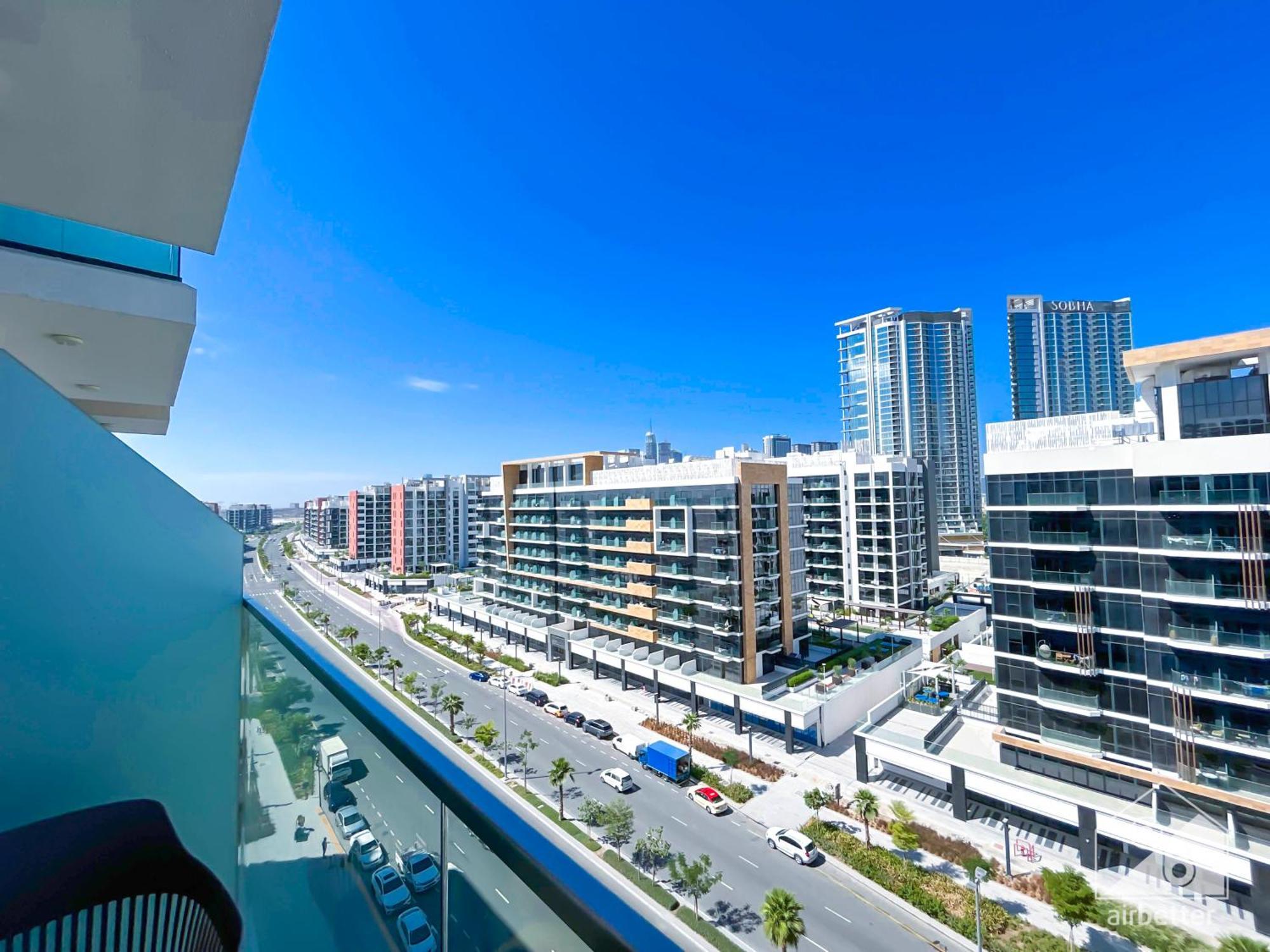 Riviera With Balcony Views Apartment