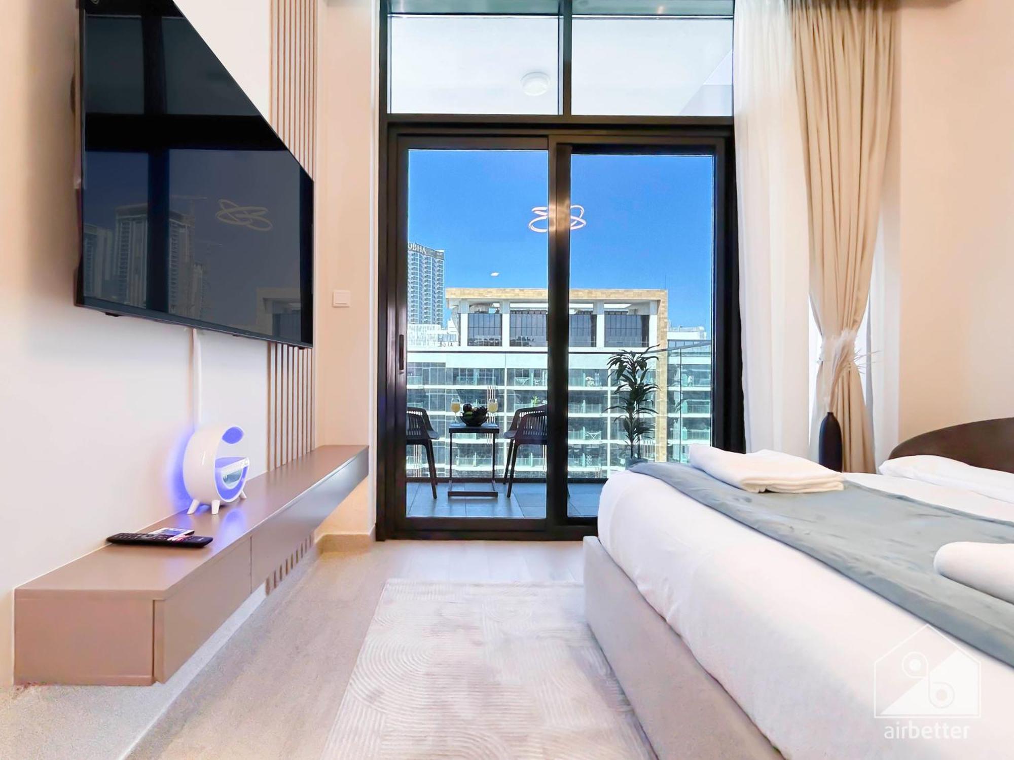 Riviera With Balcony Views Dubai