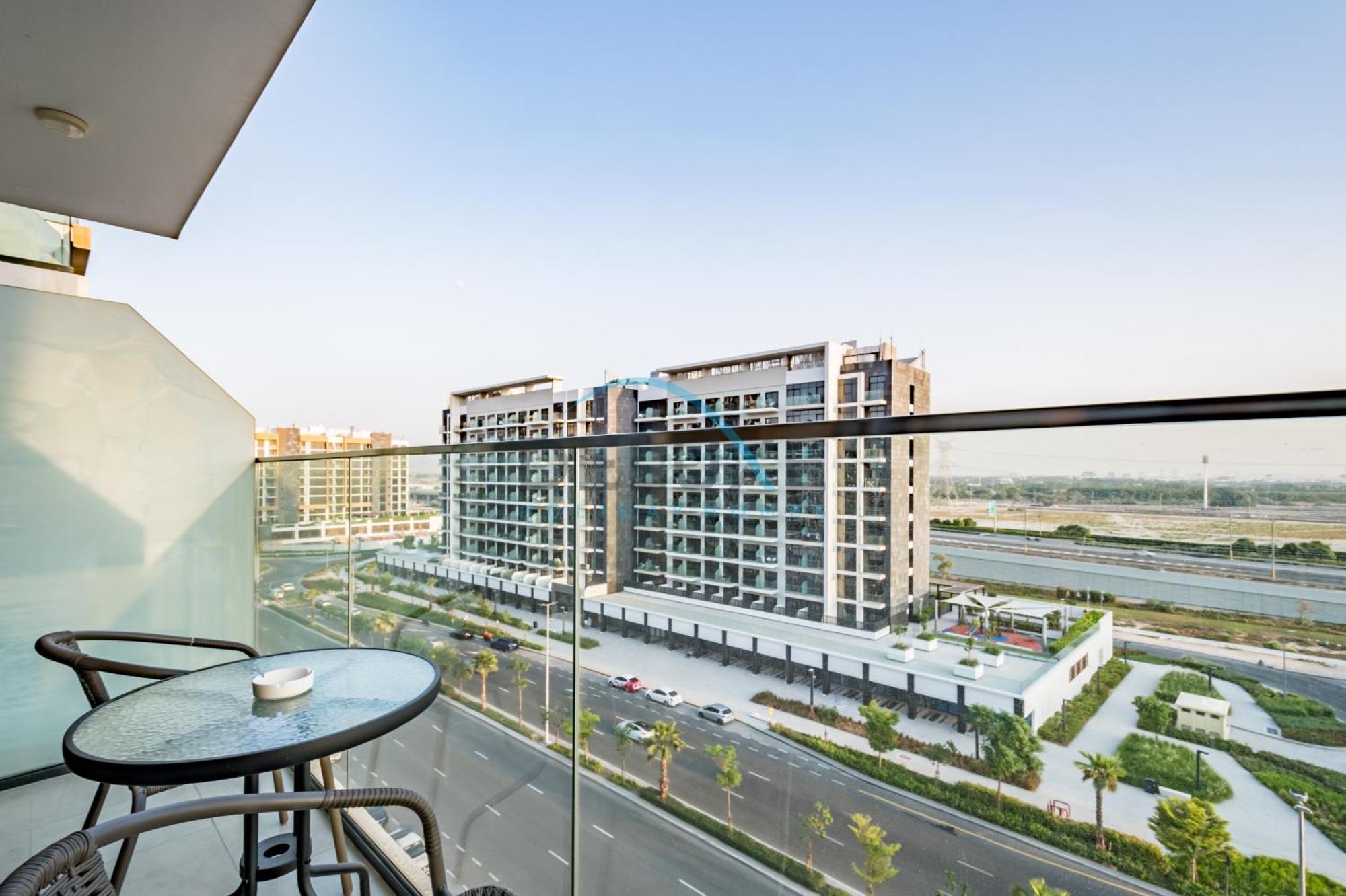 Apartment Chic In Azizi Riviera 44, Al Merkadh By Deluxe Homes *