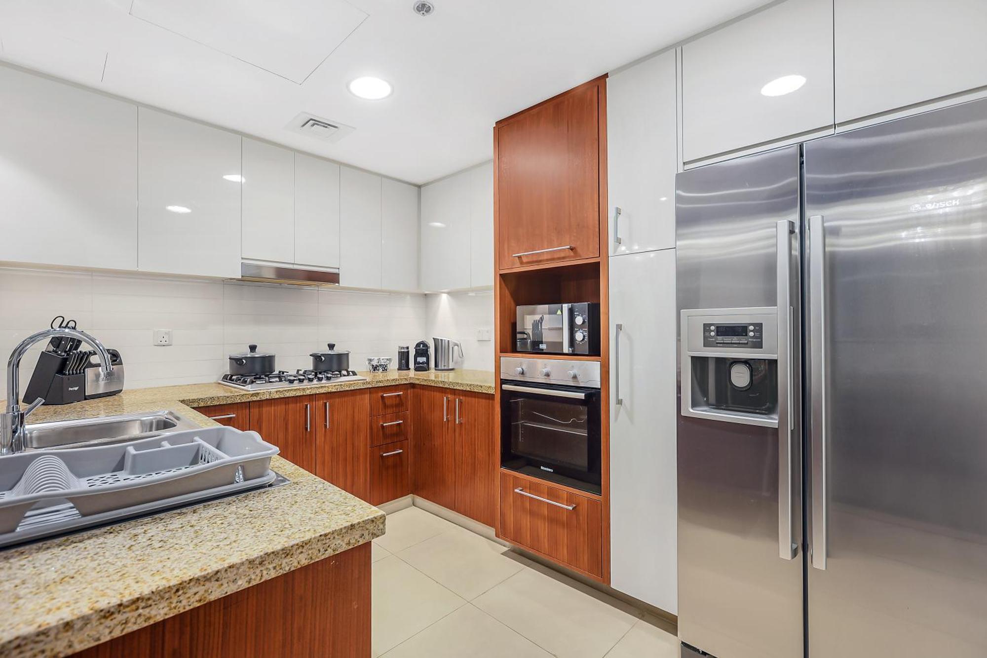 First Class 2br Amazing Skyline And Sea Views From Balcony