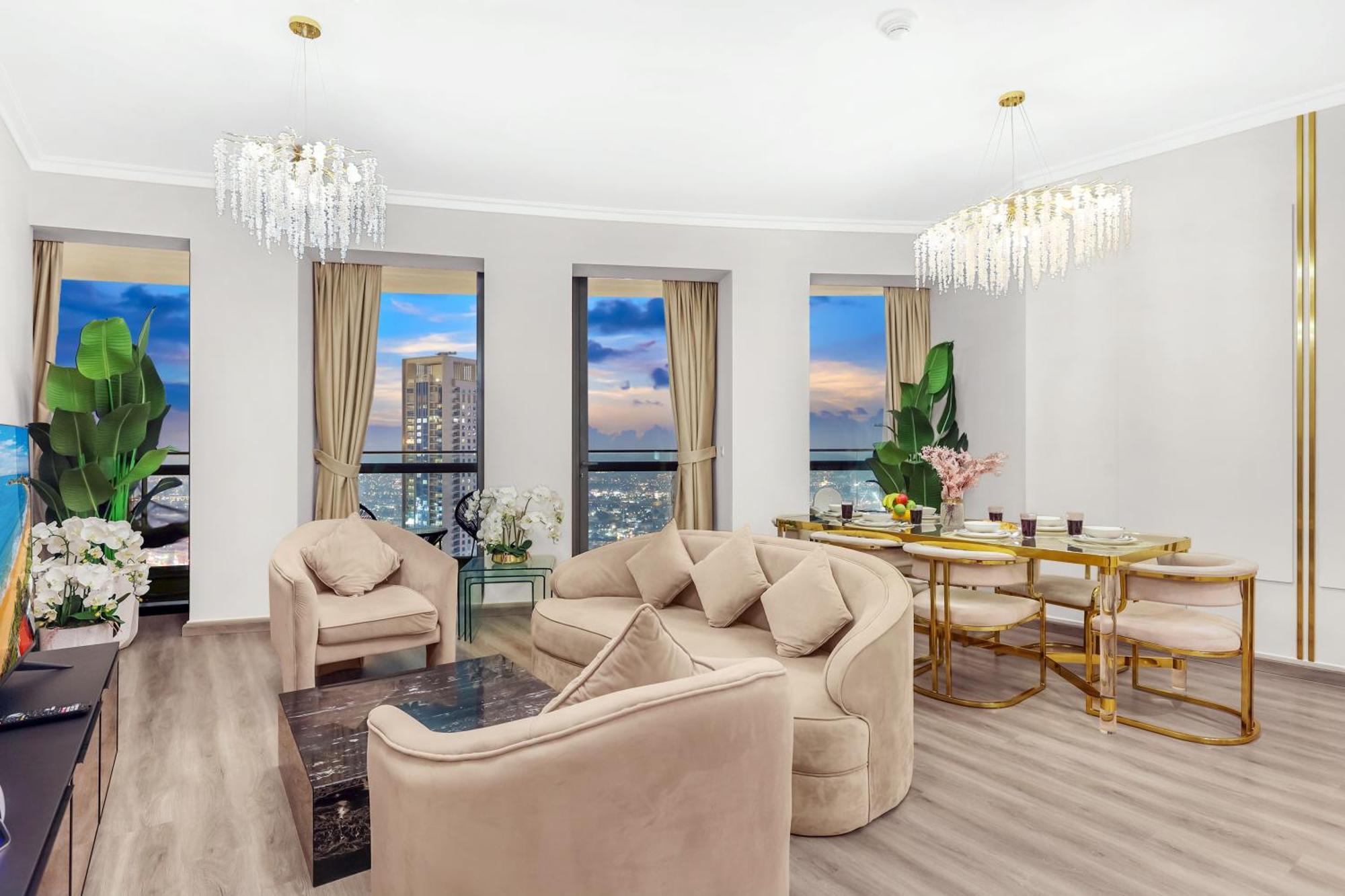 First Class 2br Amazing Skyline And Sea Views From Balcony *