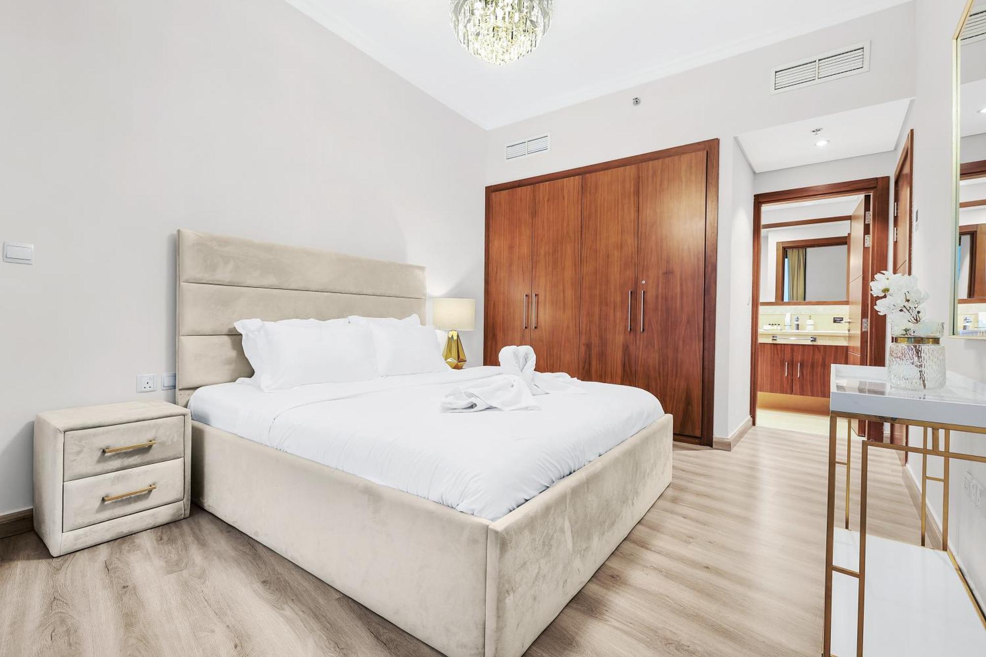 Apartment First Class 2br Amazing Skyline And Sea Views From Balcony