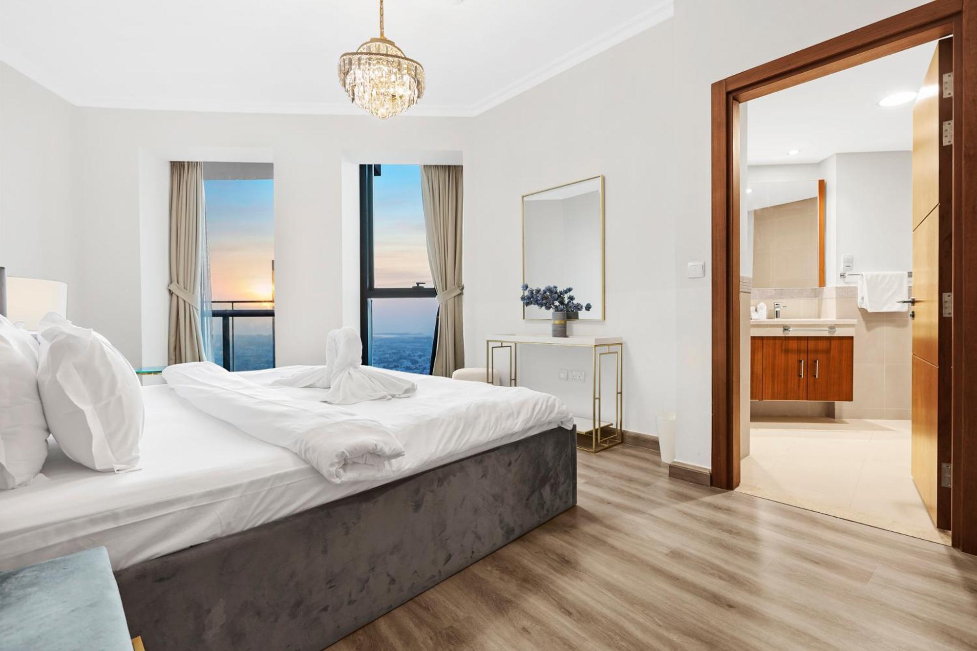 First Class 2br Amazing Skyline And Sea Views From Balcony Apartment *