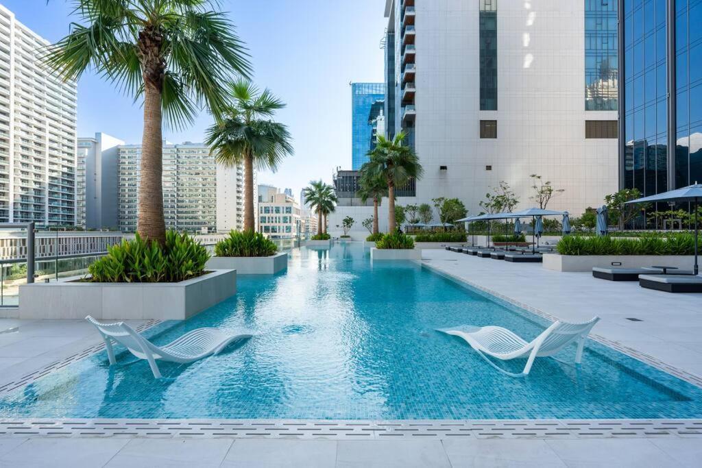 Luxury Brand New In Downtown Dubai