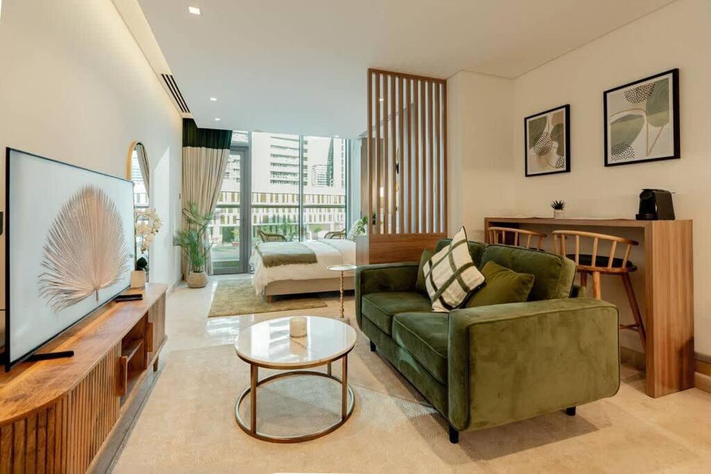 Luxury Brand New In Downtown Apartment Dubai