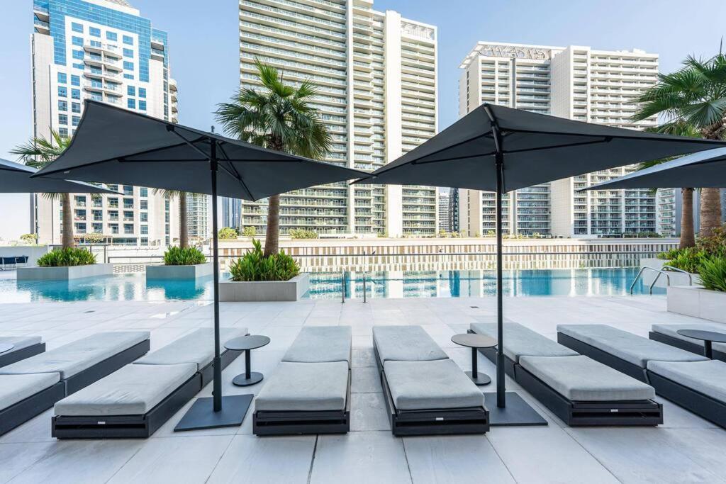 Luxury Brand New In Downtown