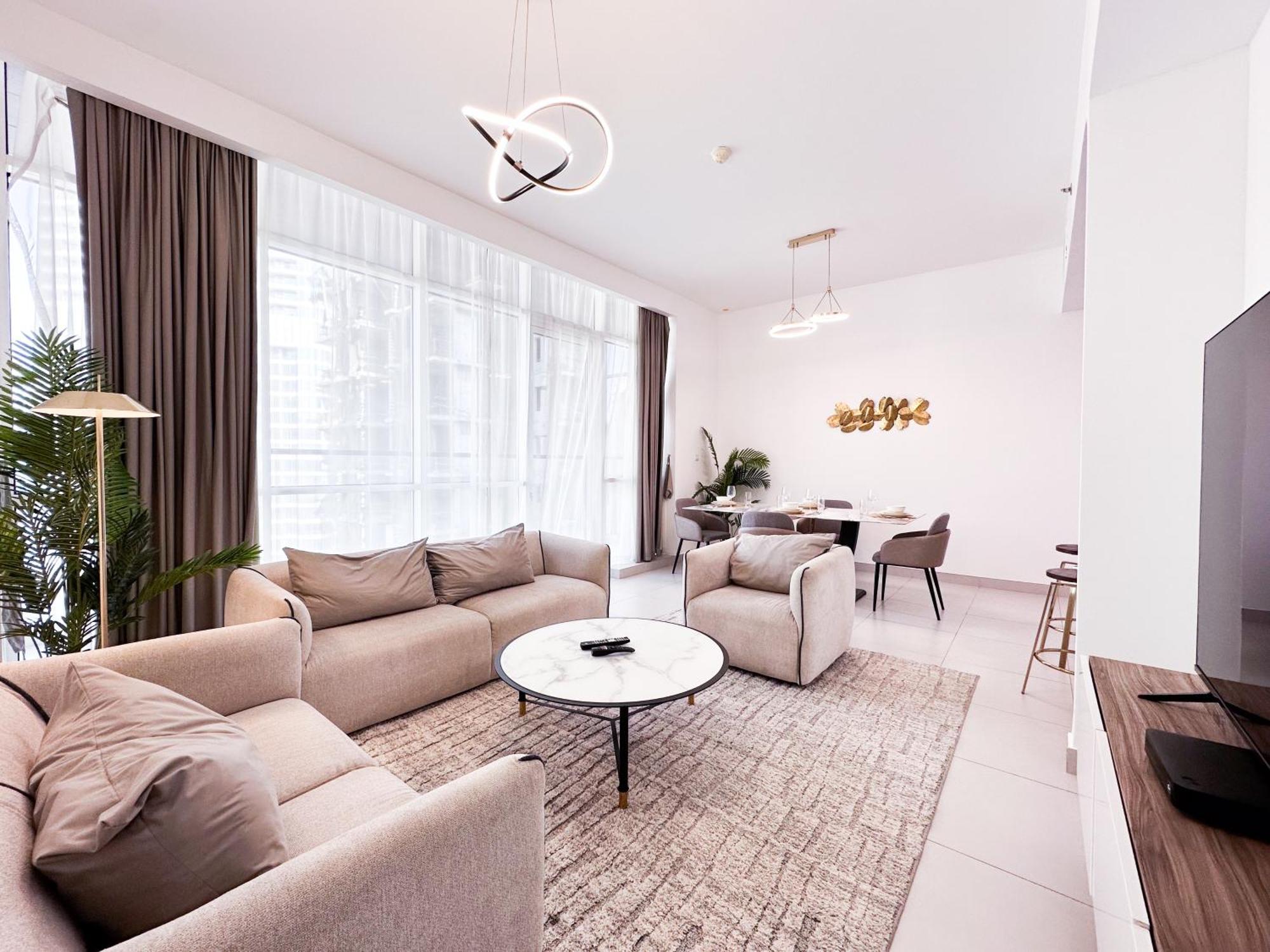 Luxurious 2br In Vezul Residence, Business Bay - 13ab01 Apartment *