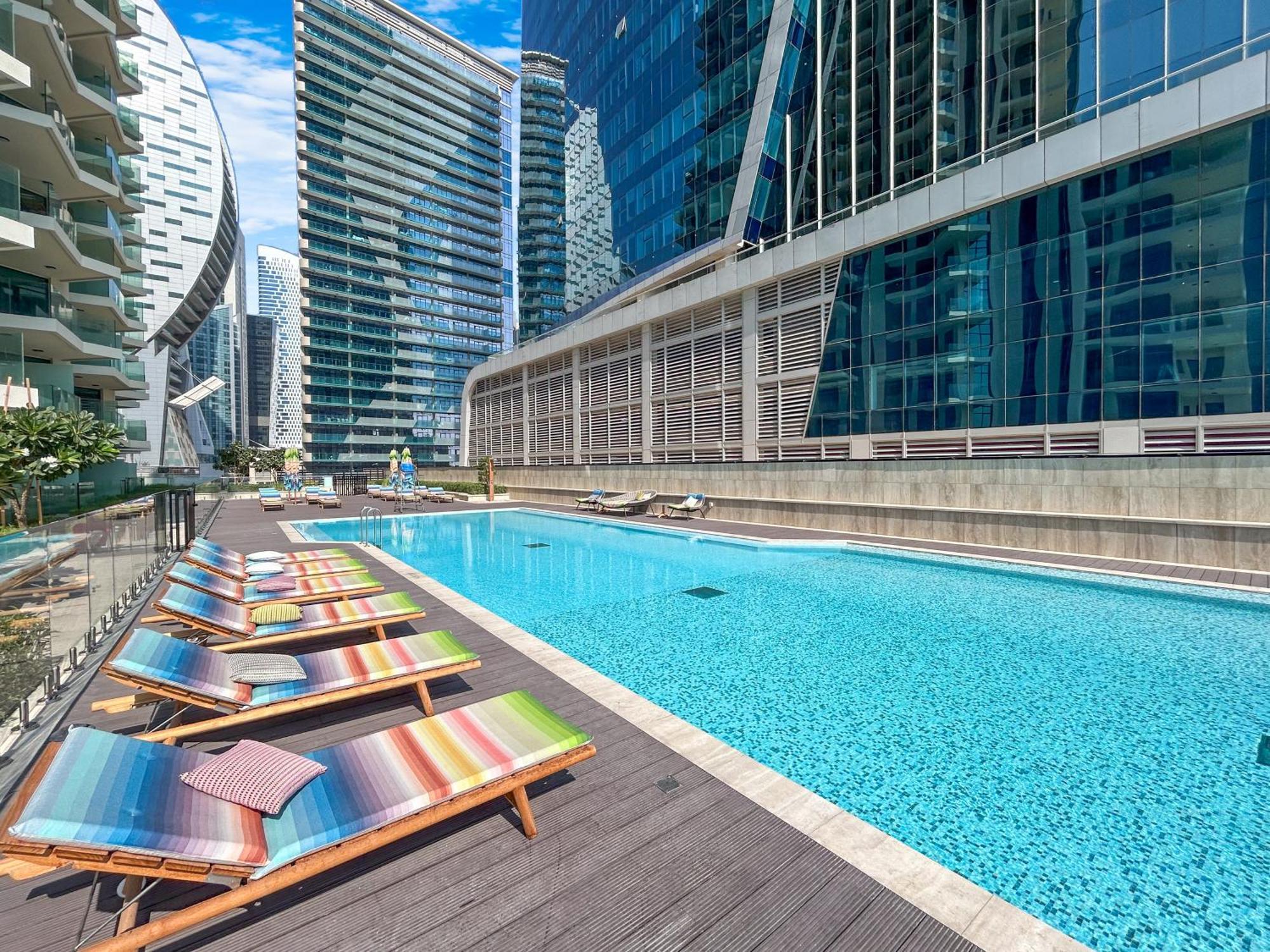 Excellent With Canal Views By Missoni Apartment Dubai