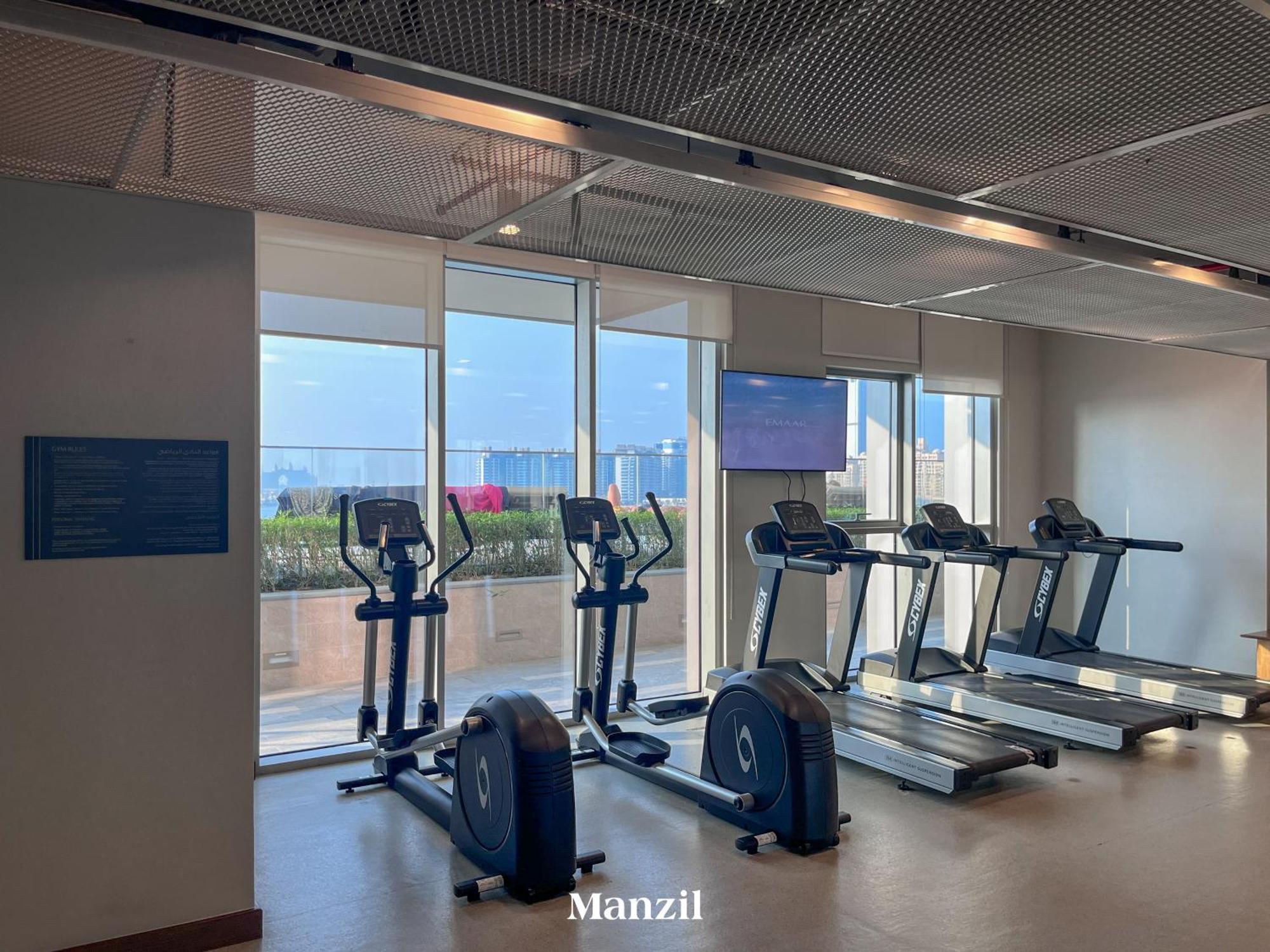 2br Coastal Luxury Retreat At Emaar Beachfront *