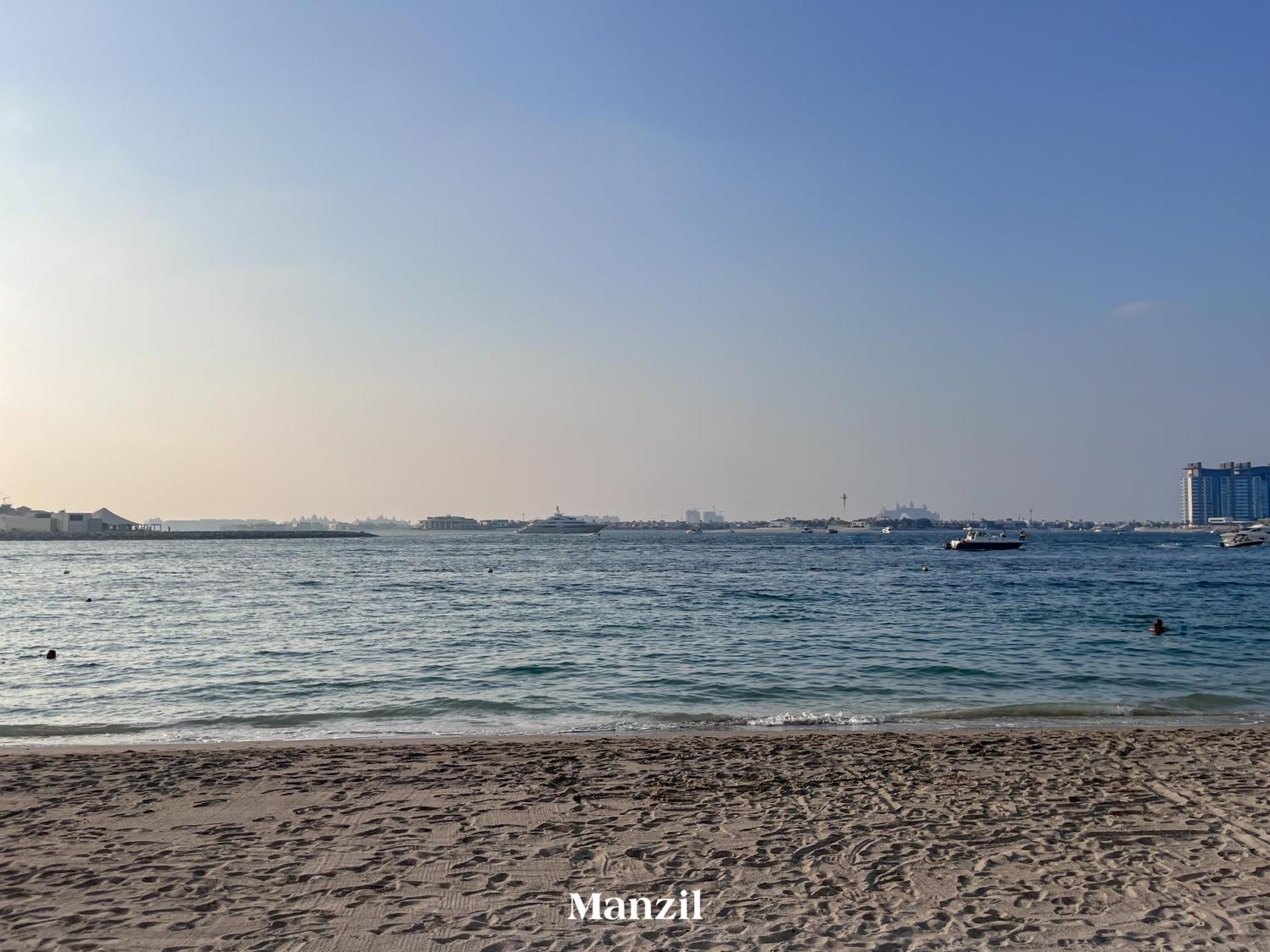 Apartment 2br Coastal Luxury Retreat At Emaar Beachfront *