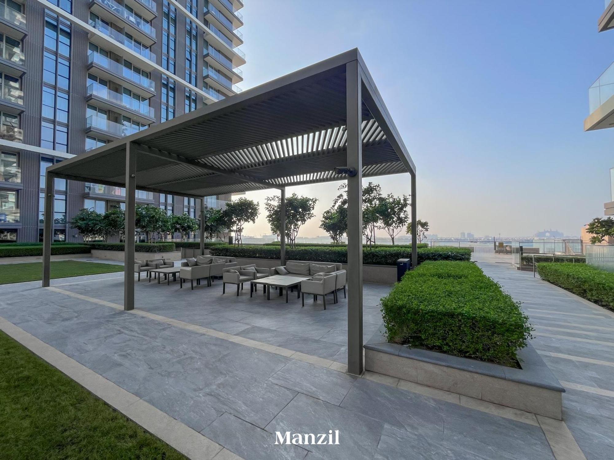 Apartment 2br Coastal Luxury Retreat At Emaar Beachfront Dubai