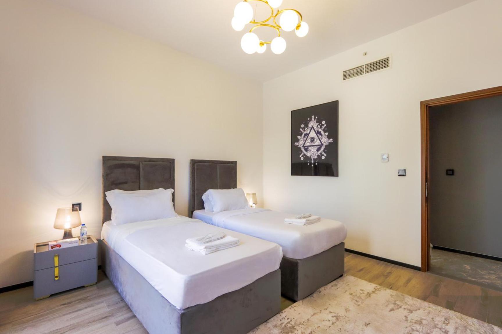 Upgraded 3b With Maids In Jbr The Walk Sadaf 4 Dubai