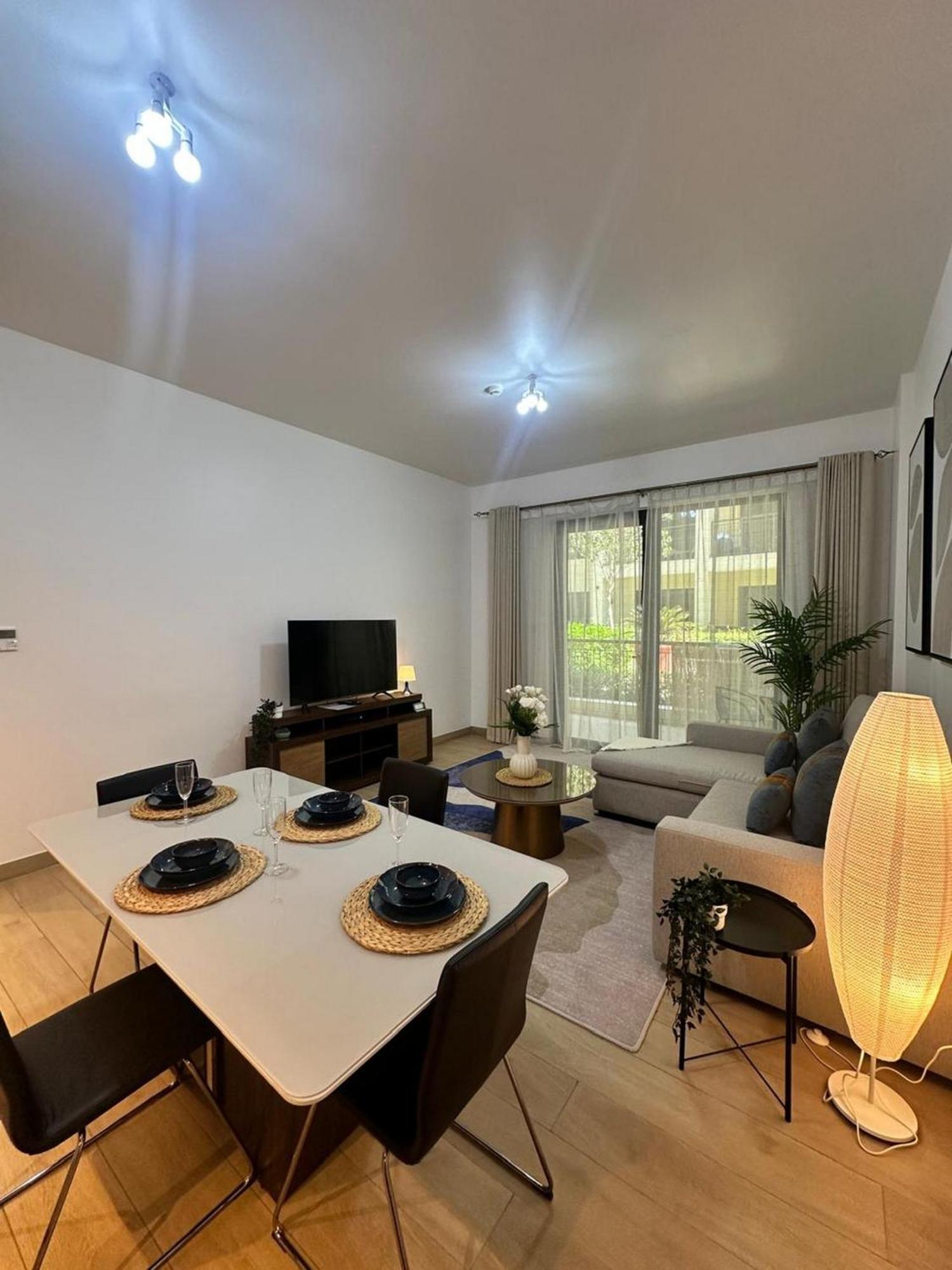 Apartment La Mer, La Cote Bldg 2bedrooms 2 Bathrooms And Pool