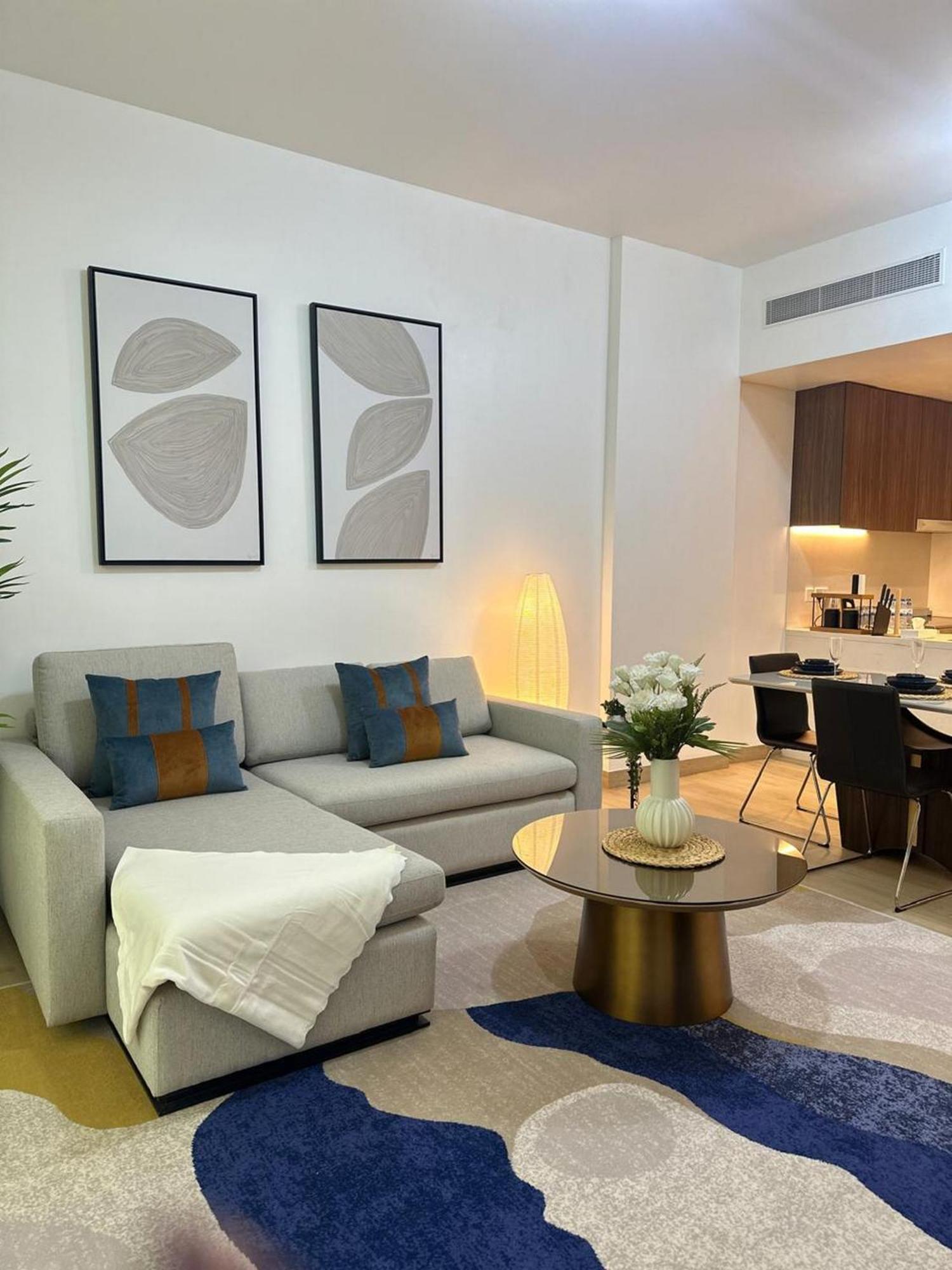 Apartment La Mer, La Cote Bldg 2bedrooms 2 Bathrooms And Pool Dubai