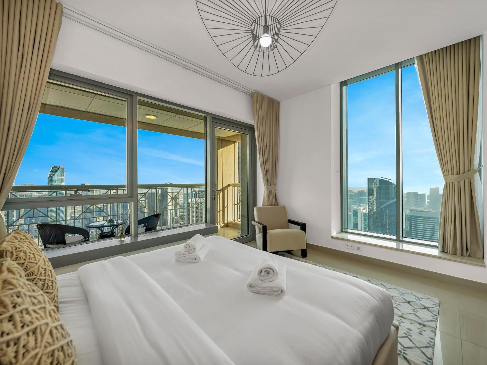 New Downtown Setup - Penthouse With Panoramaic Views * Dubai