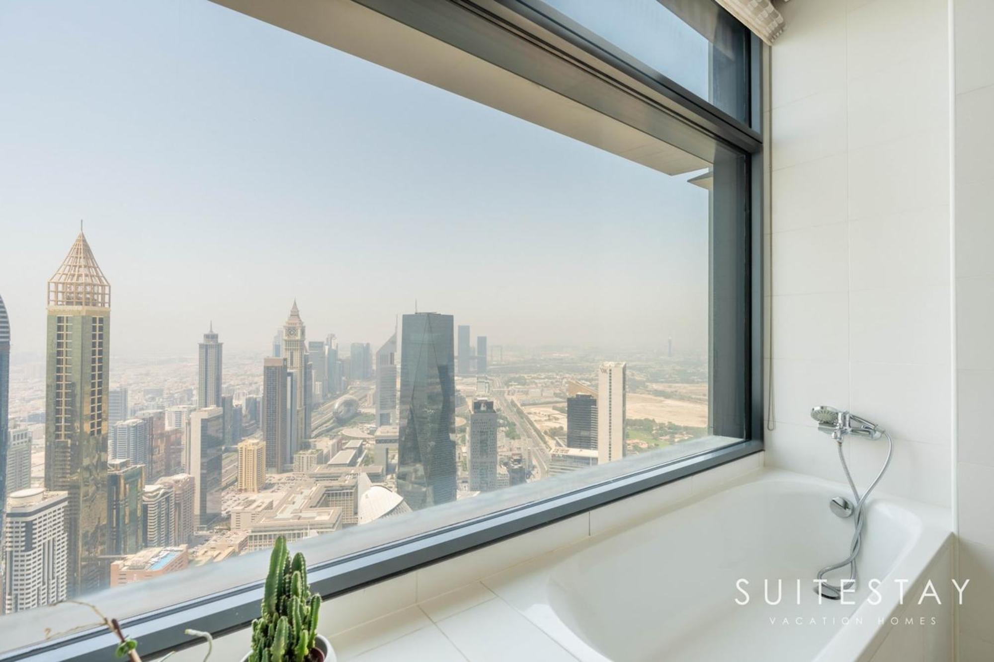 Breathtaking View World Renowned Index Tower Apartment